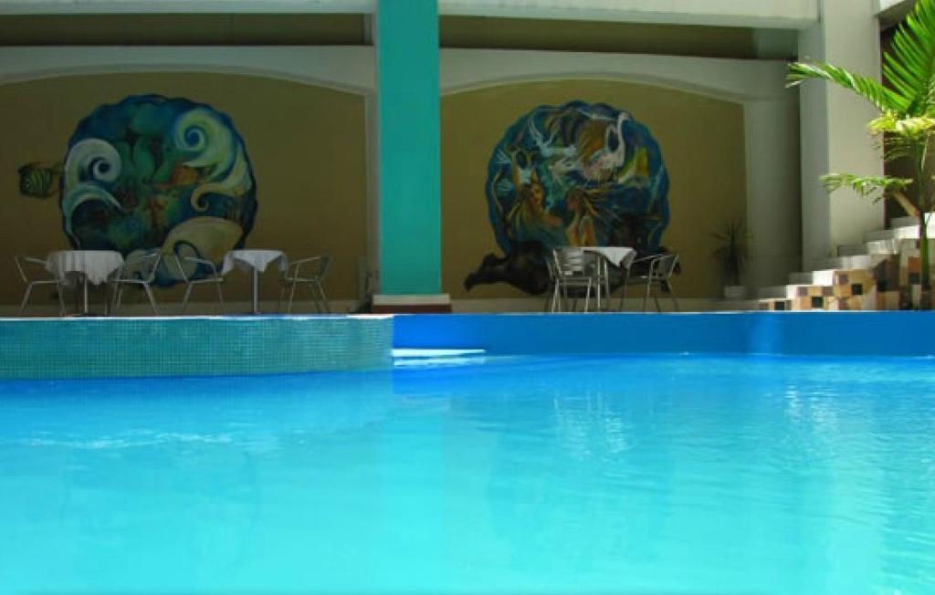 Hotel Art Deco Beach La Ceiba Exterior photo